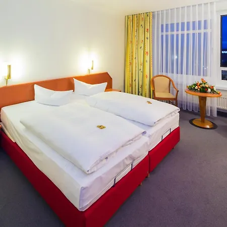 Hotel Am Terrassenufer