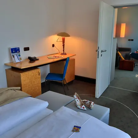 Am Terrassenufer Hotel