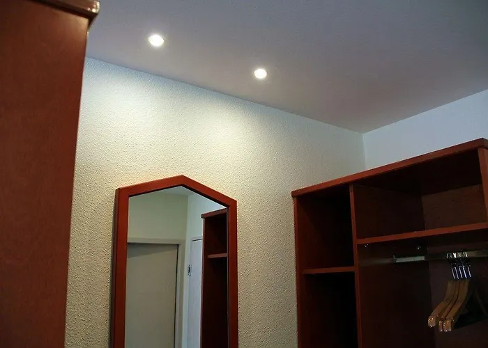 Am Terrassenufer Отель 4*