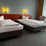 Am Terrassenufer