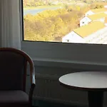 Hotel Am Terrassenufer 4*