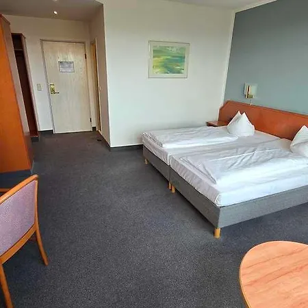 Otel Am Terrassenufer Dresden