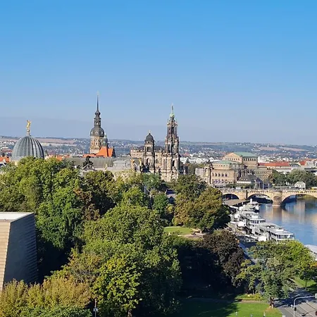 Am Terrassenufer, Worldhotels Distinctive 4*