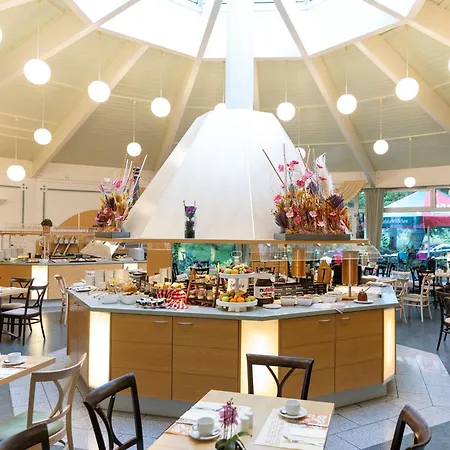 Am Terrassenufer, Worldhotels Distinctive Hotel 4*