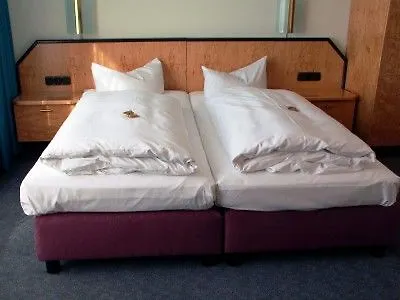 Am Terrassenufer, Worldhotels Distinctive 4*