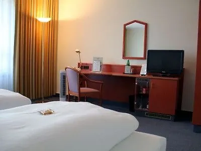 فندق Am Terrassenufer, Worldhotels Distinctive دريسدن