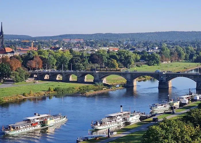 Am Terrassenufer Ξενοδοχείο 4*