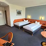 Am Terrassenufer 4* دريسدن