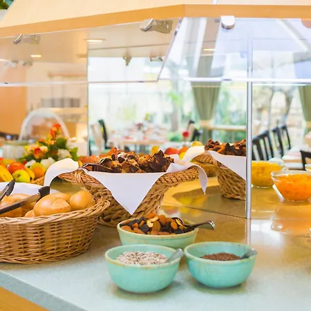 Am Terrassenufer Hotell