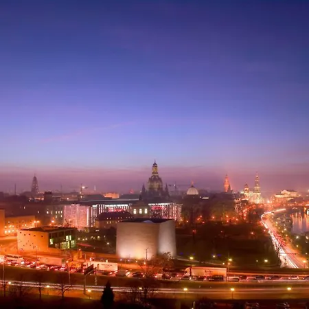 Am Terrassenufer Hotel Drezno