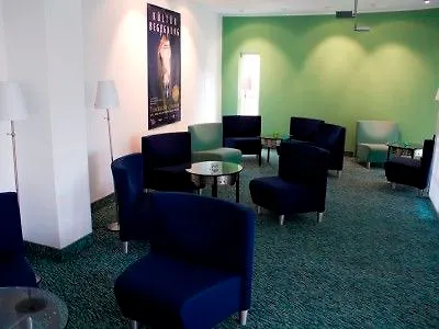 Am Terrassenufer מלון 4*