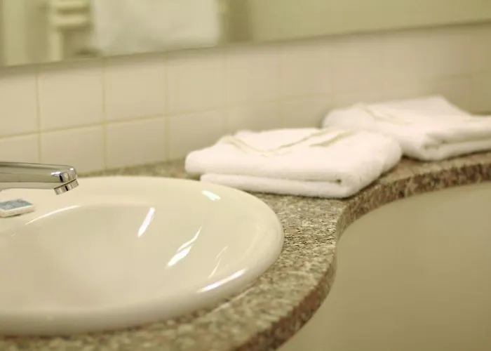 Am Terrassenufer 4* Дрезден