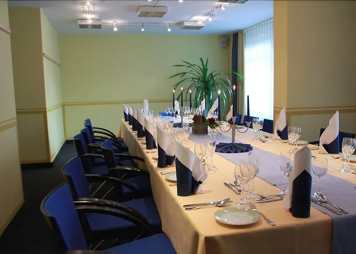 Am Terrassenufer Отель