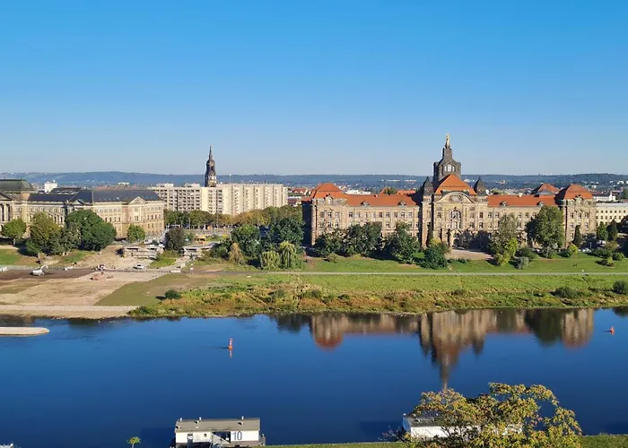 Am Terrassenufer Дрезден